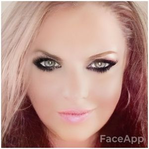 Meet your Posher, Brandy